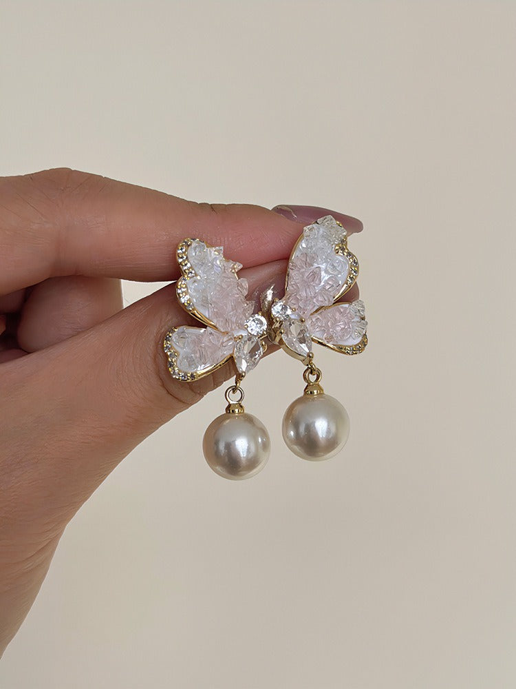 Niche Design Blue Crystal Butterfly Pearl Earrings, Female Style, Sweet and Versatile, Western style Earrings and Earrings