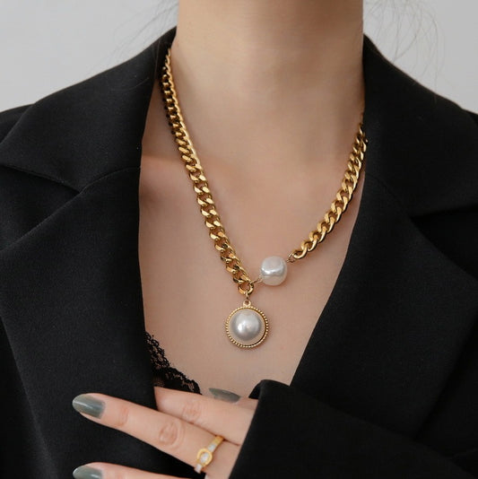 Exaggerated Gold Color Thick Chain Big Imitation Pearl Necklace Fashionable Design Neck Jewelry Collarbone Chain Women