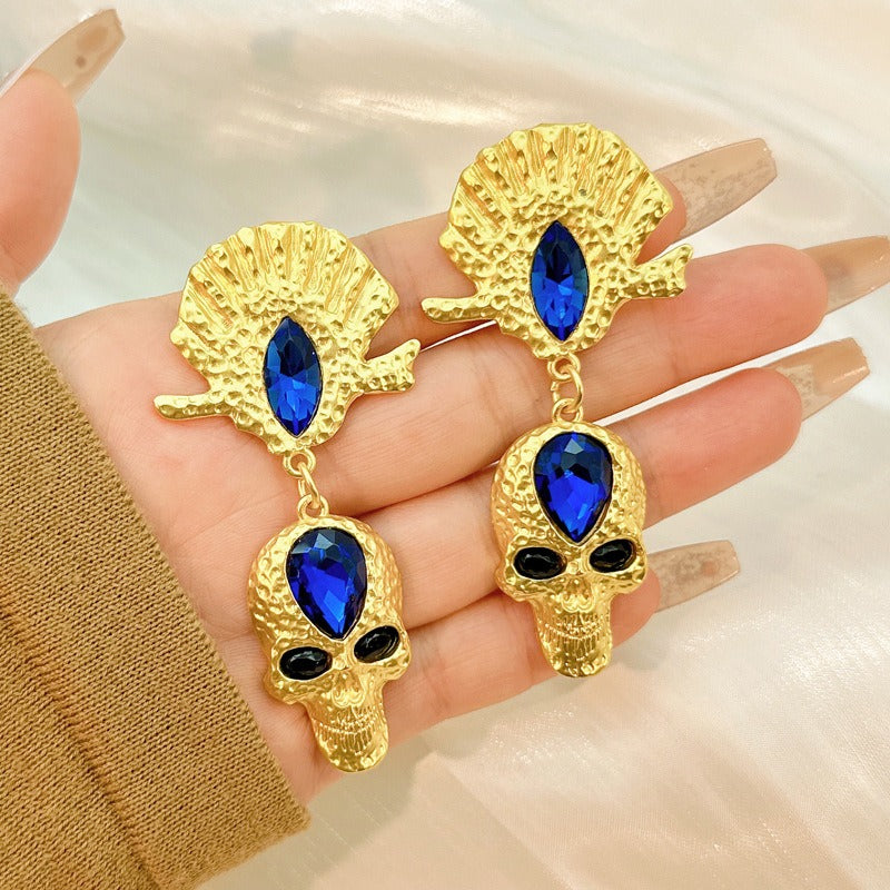 Fashion diamond studded skull earrings