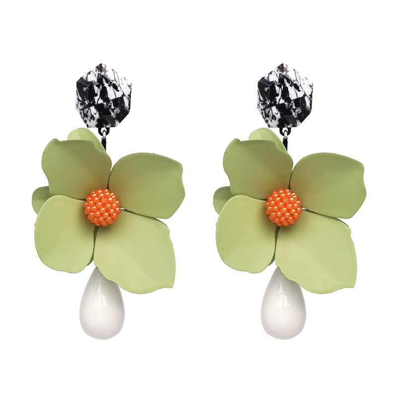 Flower European and American Retro Female Earrings and Earrings