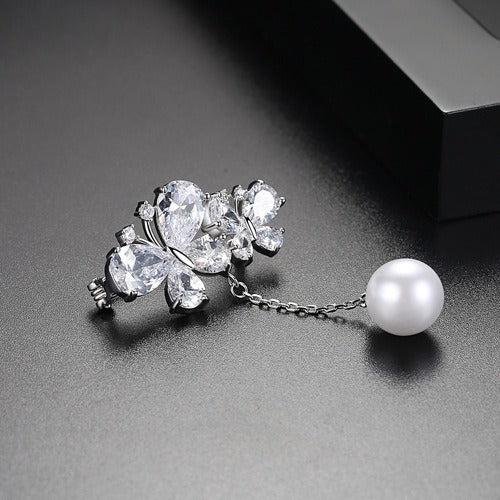 Zircon Butterfly Pin Fashion Korean Edition AAA Zircon Butterfly Design Pearl Women's Small Suit Accessories