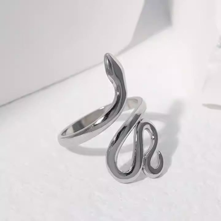 Stainless steel ring, female personality niche, snake shaped open ring, vintage and fashionable titanium steel ring