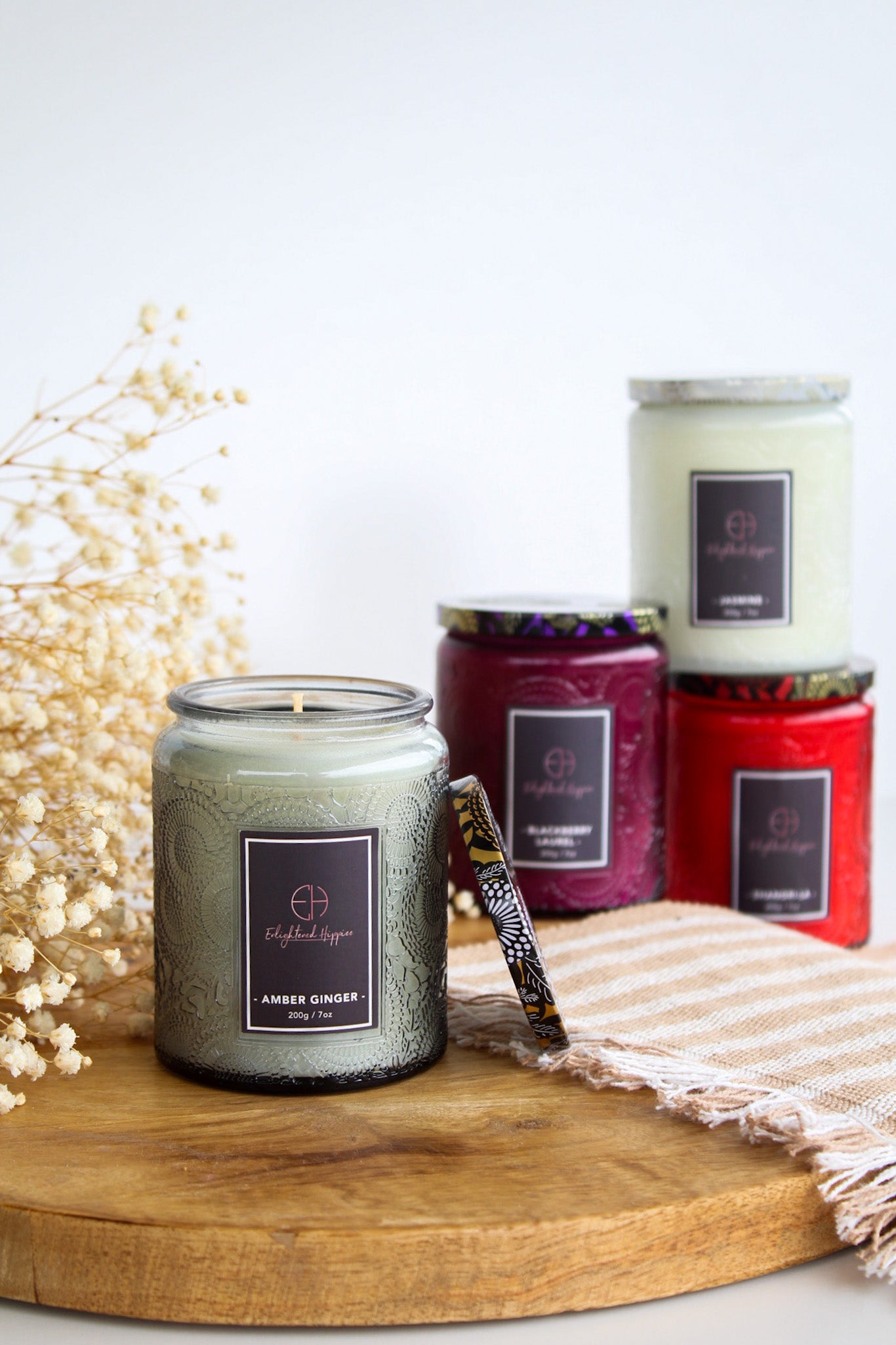 100% Soy Embossed Blackberry Laurel Candle 200 grams and Burn time upto 40 Hours