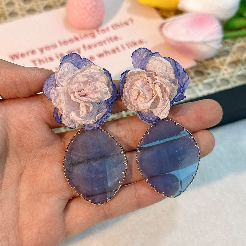 Flower crystal oval hand woven earrings