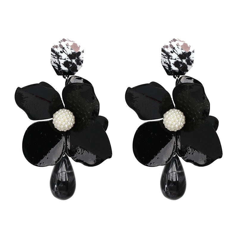 Flower European and American Retro Female Earrings and Earrings