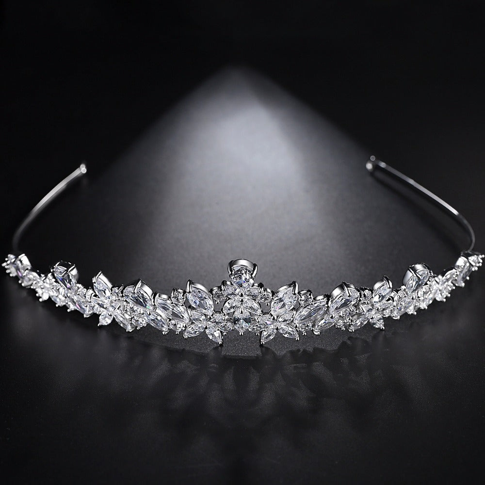 Hair accessories, hair bands, copper zircon inlaid with fashionable temperament, bride's simple Korean version of banquet crown headwear