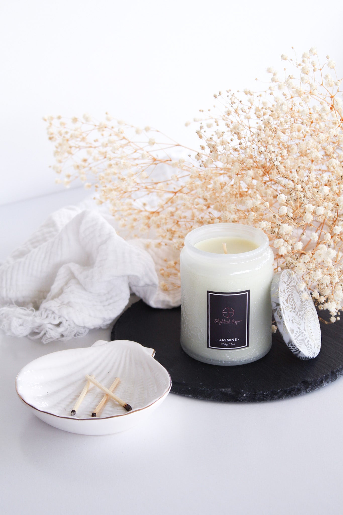 100% Soy Embossed Blackberry Laurel Candle 200 grams and Burn time upto 40 Hours