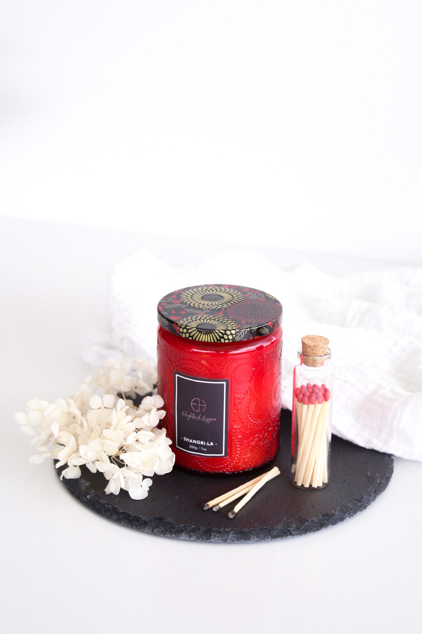 100% Soy Embossed Blackberry Laurel Candle 200 grams and Burn time upto 40 Hours