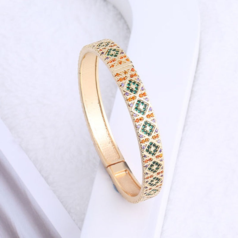 Copper plated genuine gold inlaid zirconium geometric square buckle bracelet