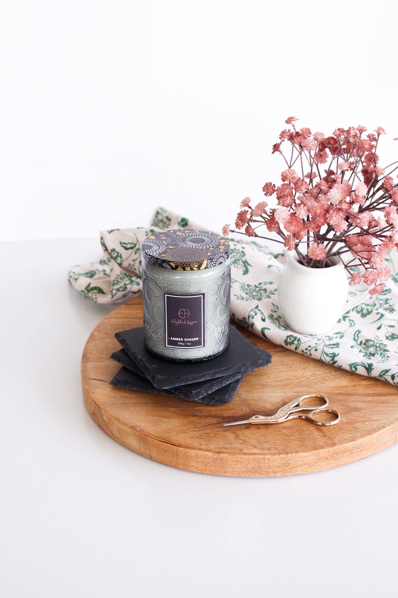 100% Soy Embossed Blackberry Laurel Candle 200 grams and Burn time upto 40 Hours