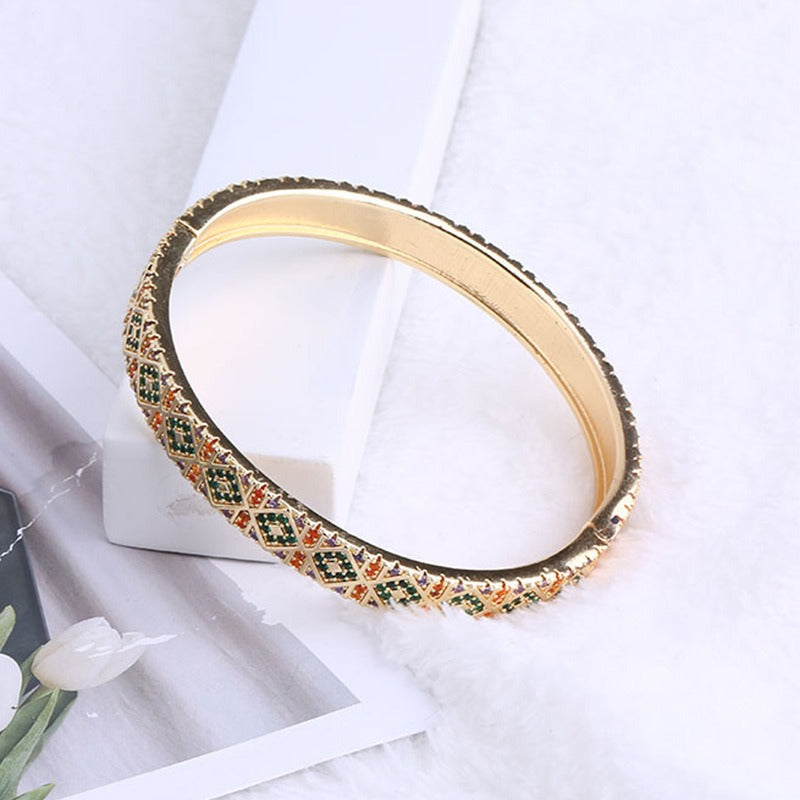 Copper plated genuine gold inlaid zirconium geometric square buckle bracelet