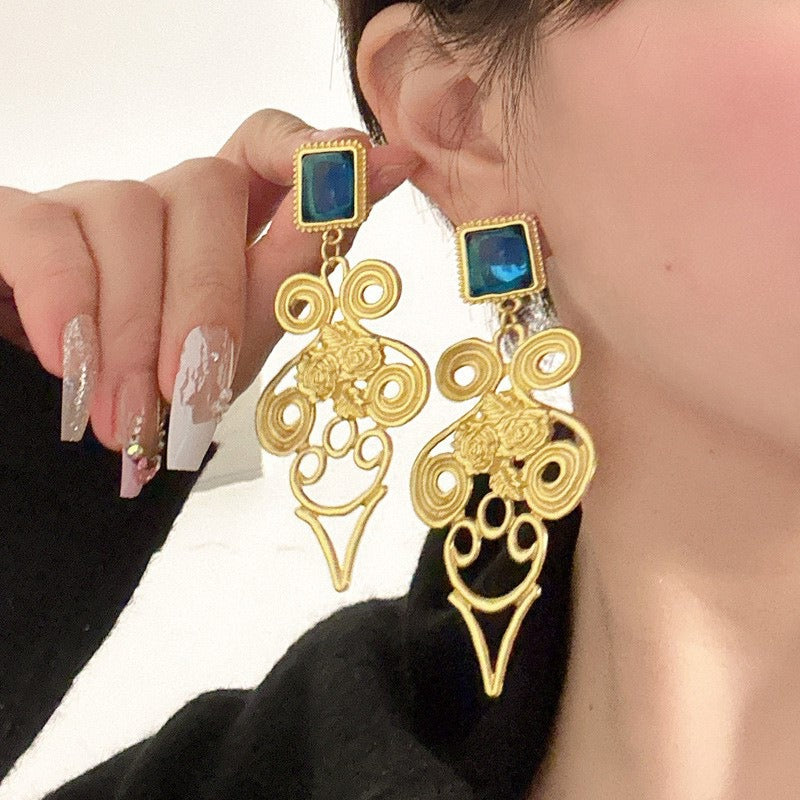 Retro exaggerated geometric irregular earrings for women